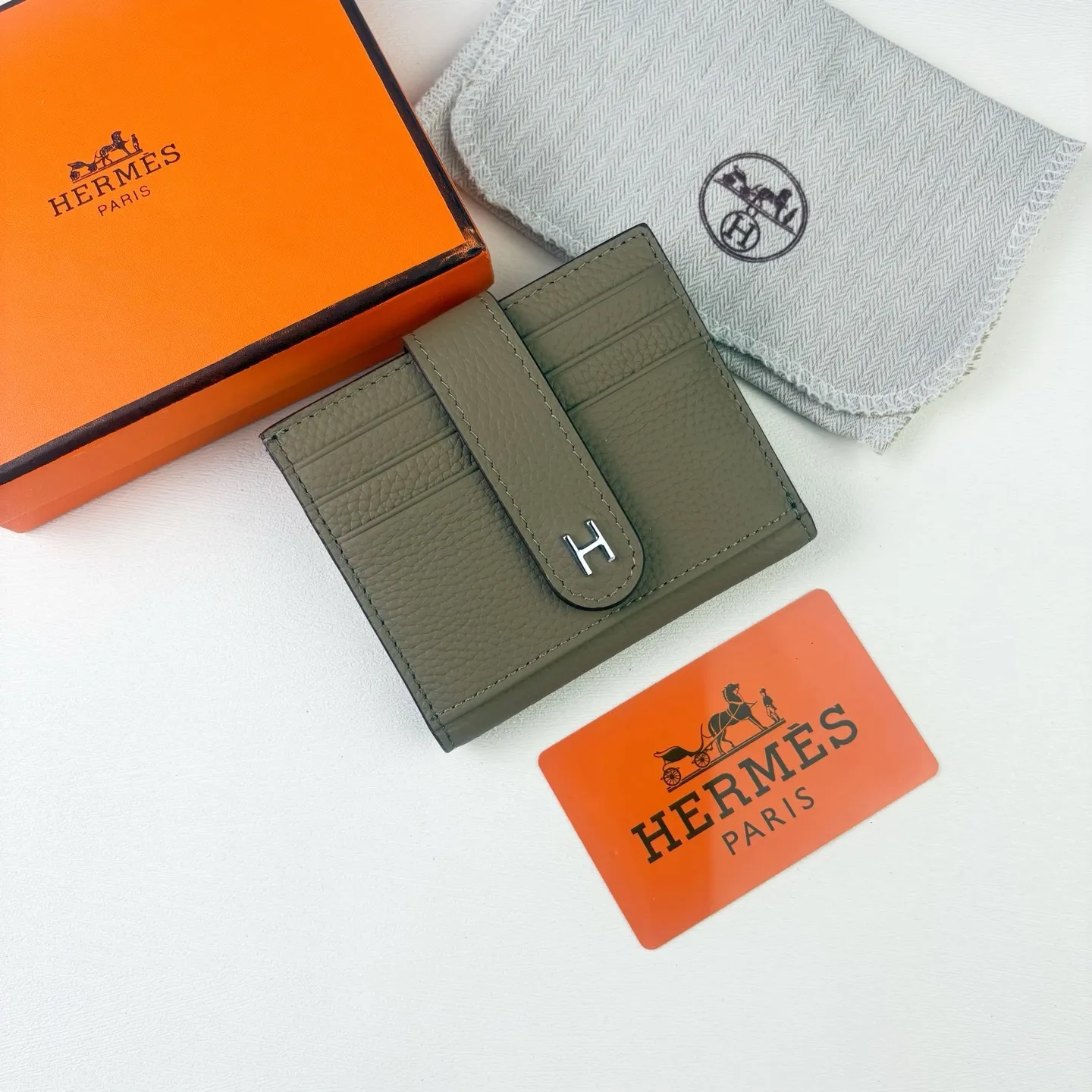 All categories Hermès wallet (Hermès) Hermès 499