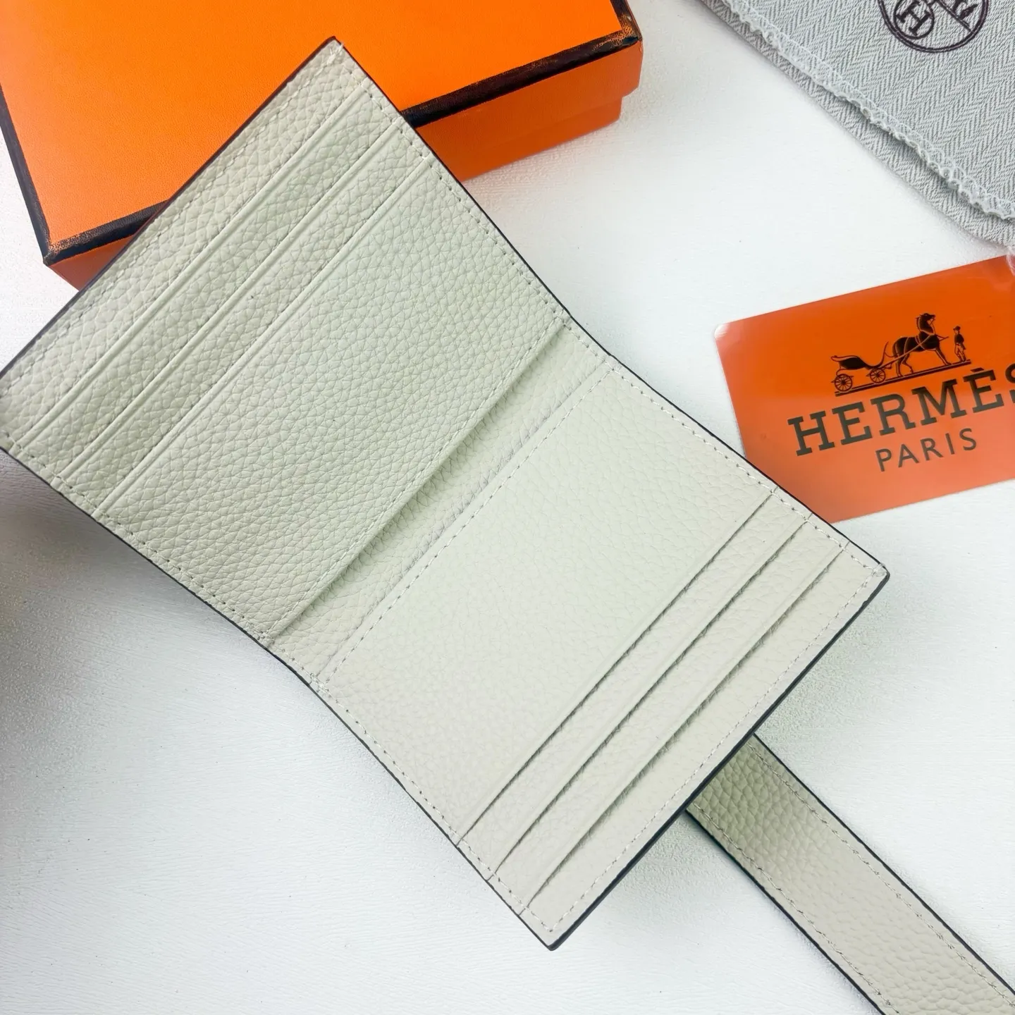 All categories Hermès wallet (Hermès) Hermès 499