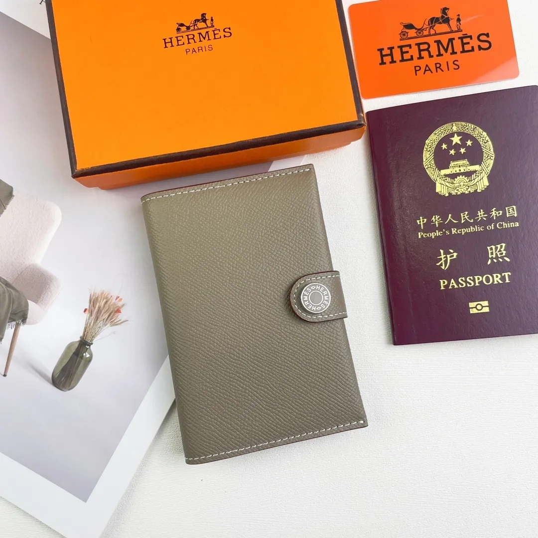 All categories Hermès wallet (Hermès) Hermès 518