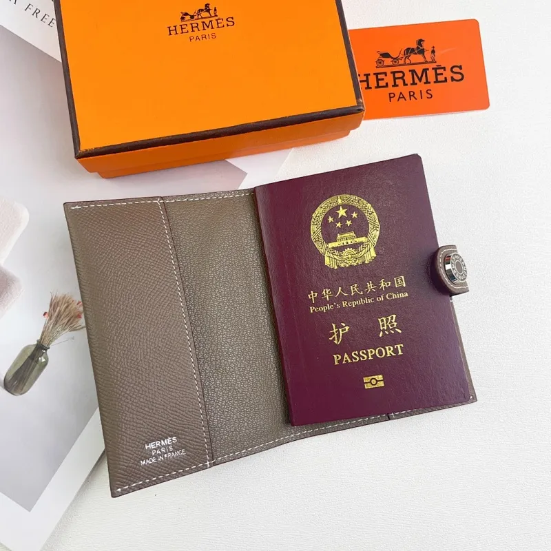 All categories Hermès wallet (Hermès) Hermès 518