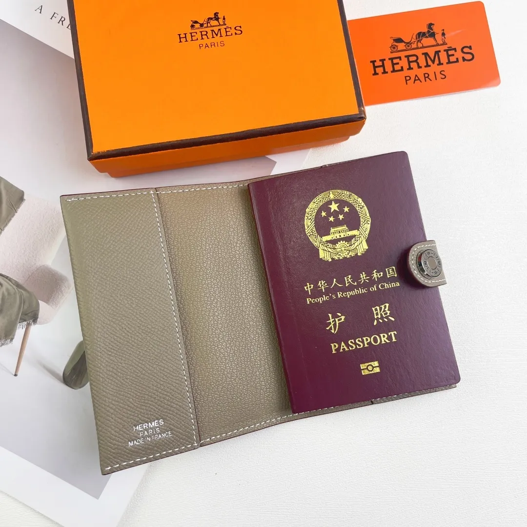 All categories Hermès wallet (Hermès) Hermès 518