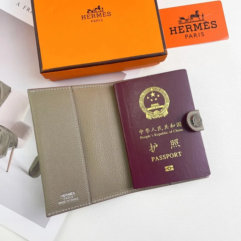 All categories Hermès wallet (Hermès) Hermès 518