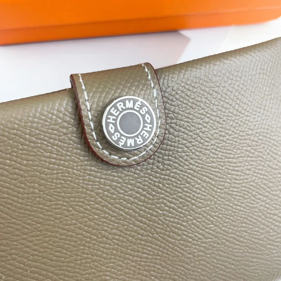 All categories Hermès wallet (Hermès) Hermès 518