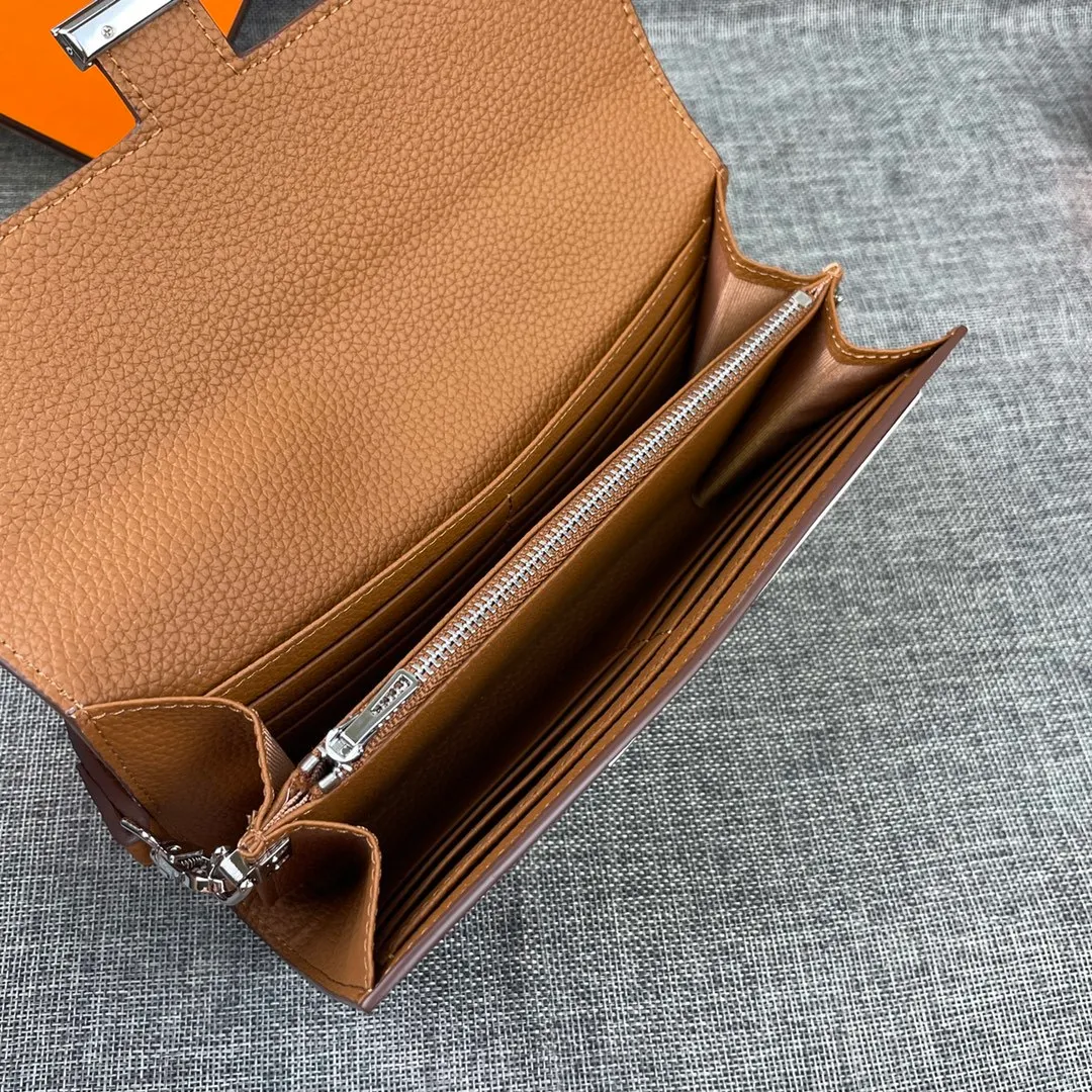 All categories Hermès wallet (Hermès) Hermès 9852 leather silver buckle
