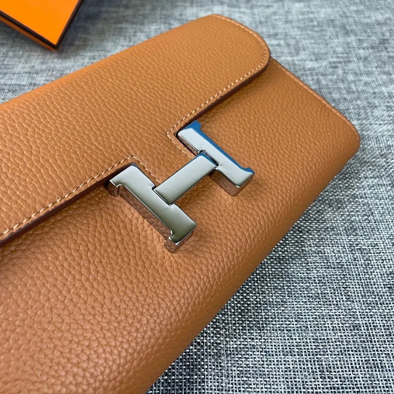 All categories Hermès wallet (Hermès) Hermès 9852 leather silver buckle