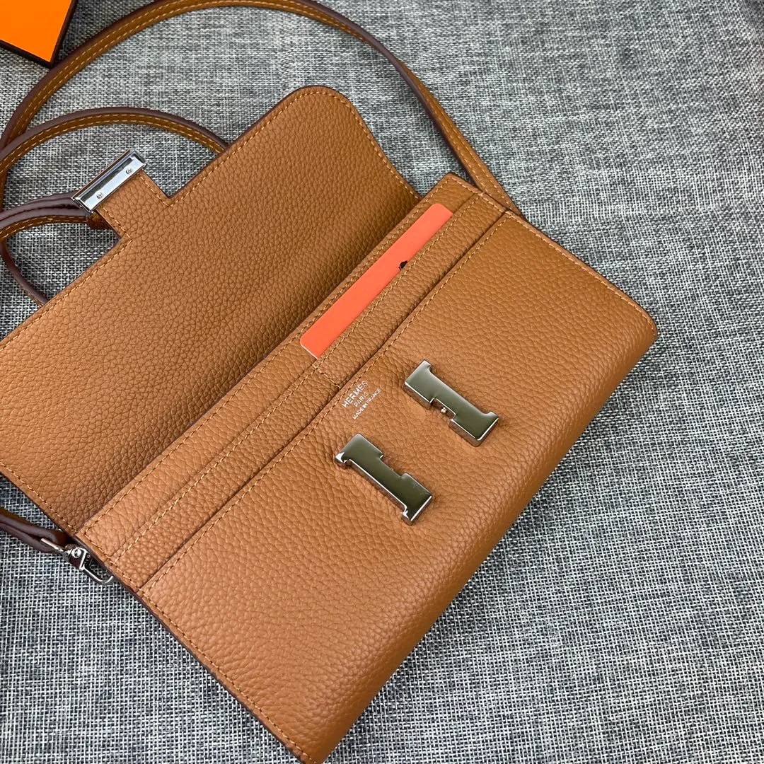 All categories Hermès wallet (Hermès) Hermès 9852 leather silver buckle