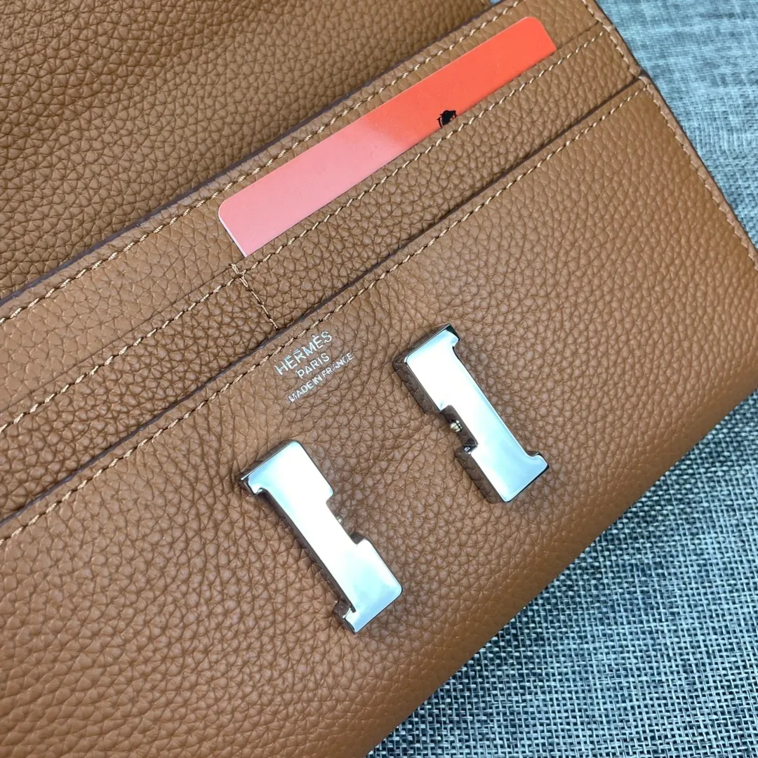 All categories Hermès wallet (Hermès) Hermès 9852 leather silver buckle
