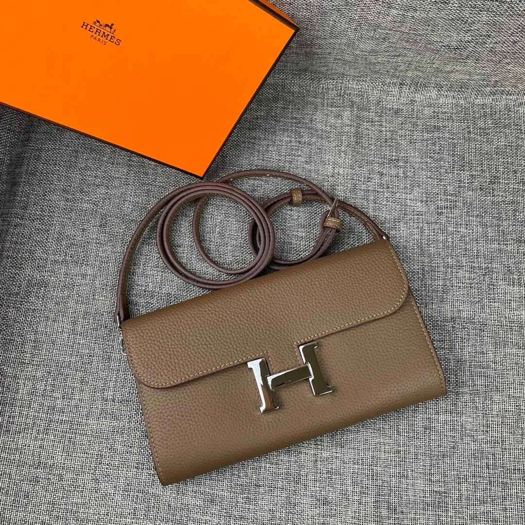 All categories Hermès wallet (Hermès) Hermès 9852 leather silver buckle