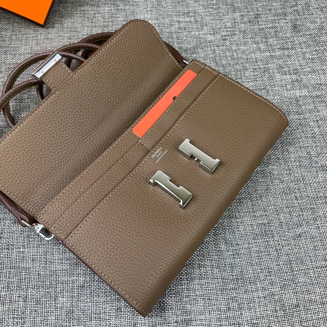 All categories Hermès wallet (Hermès) Hermès 9852 leather silver buckle