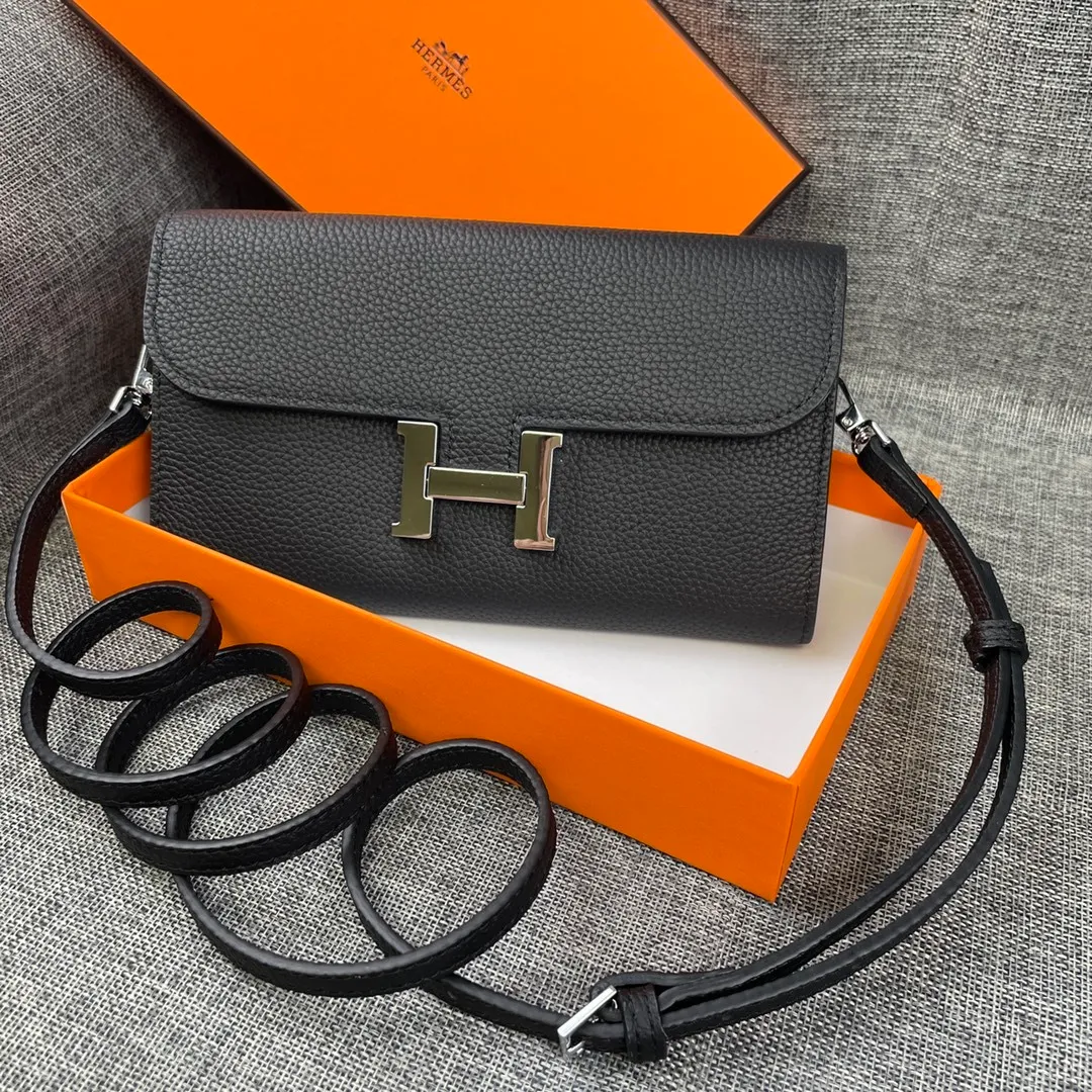 All categories Hermès wallet (Hermès) Hermès 9852 leather silver buckle