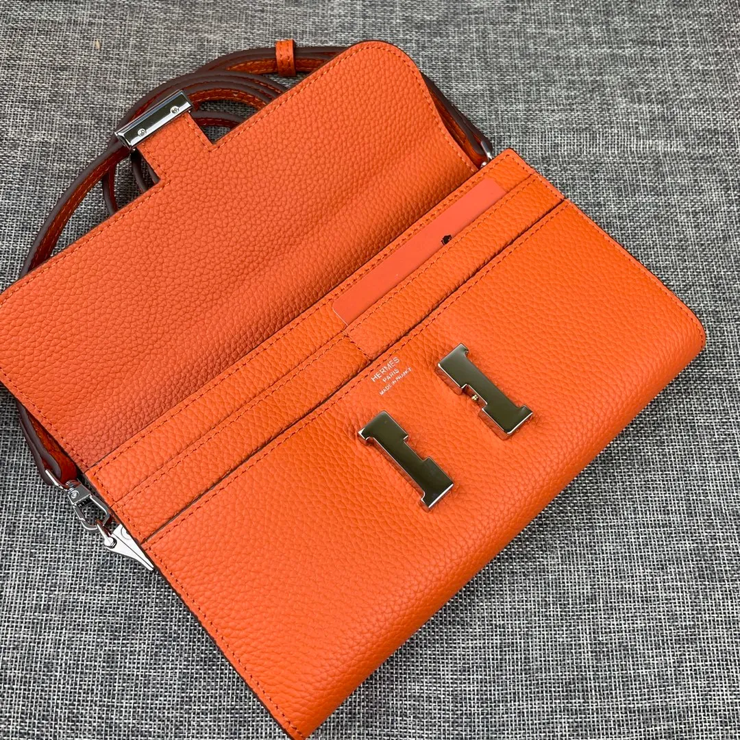 All categories Hermès wallet (Hermès) Hermès 9852 leather silver buckle
