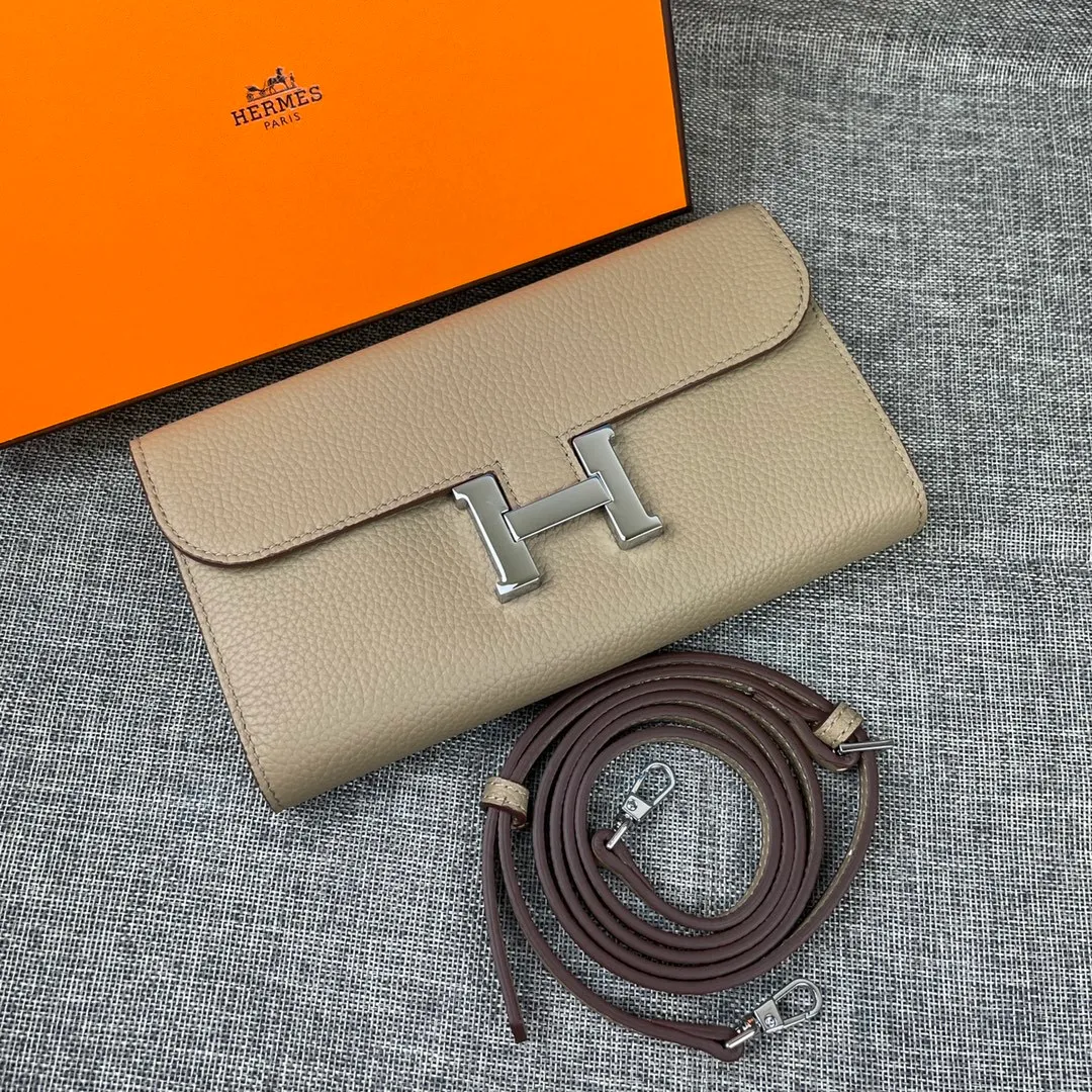 All categories Hermès wallet (Hermès) Hermès 9852 leather silver buckle