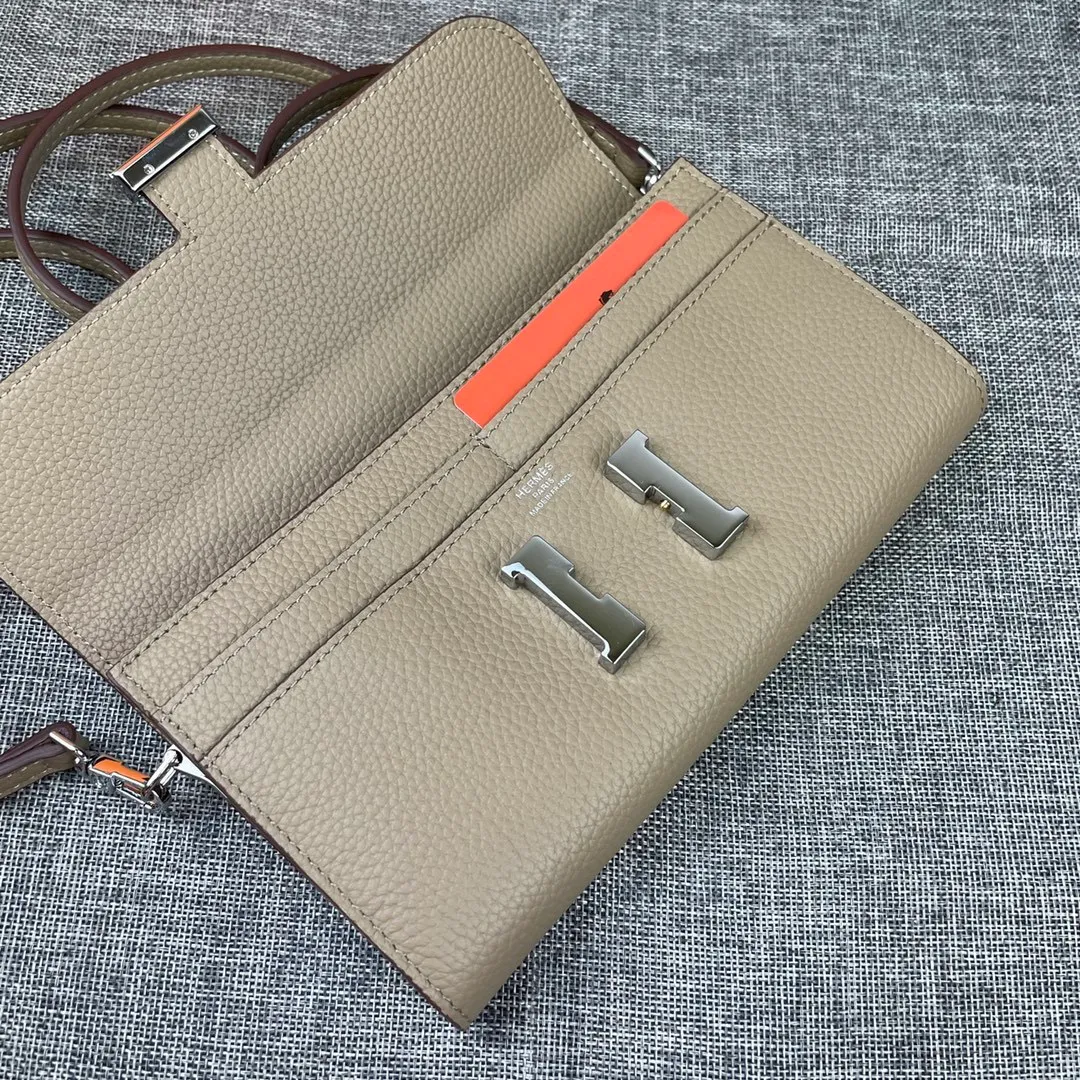 All categories Hermès wallet (Hermès) Hermès 9852 leather silver buckle