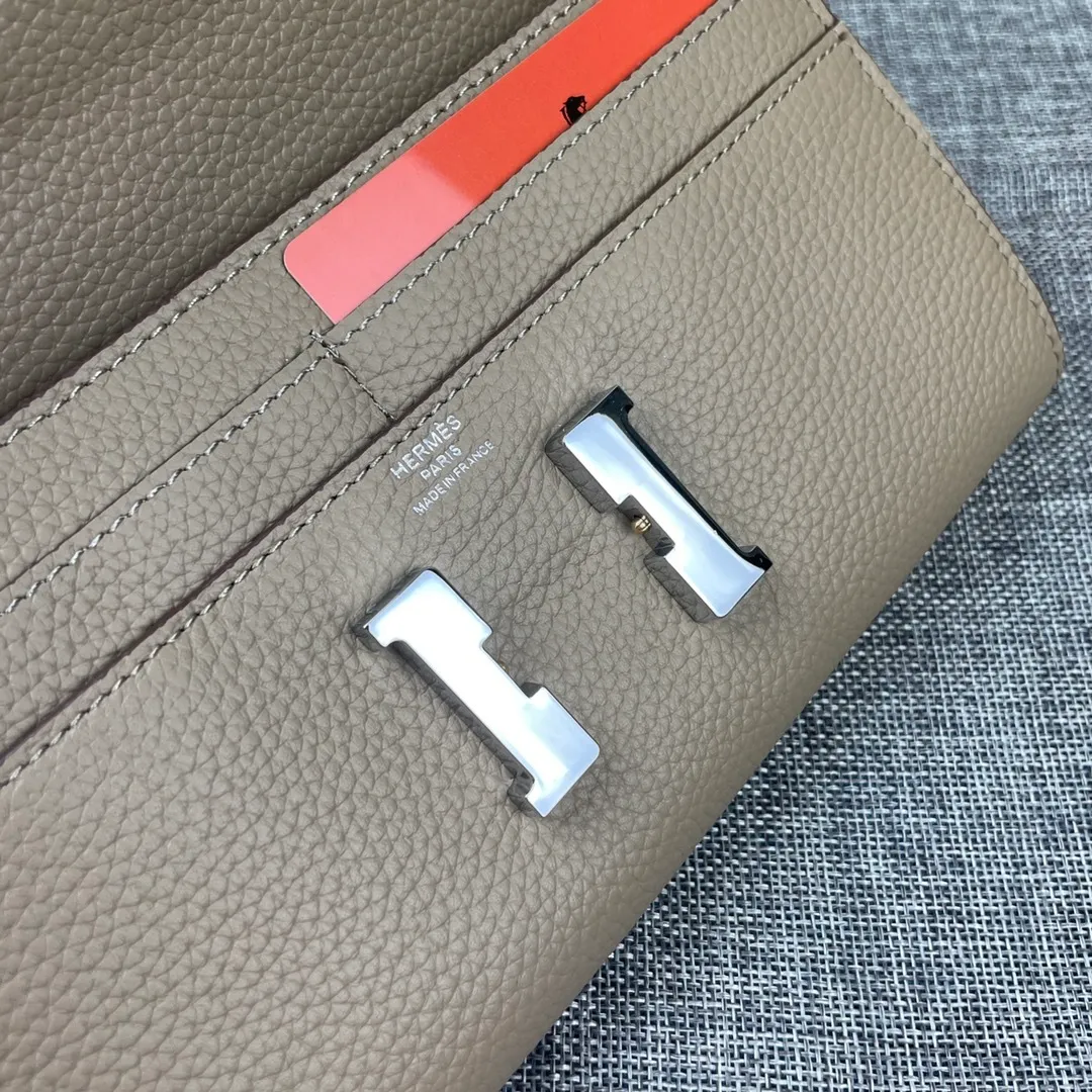 All categories Hermès wallet (Hermès) Hermès 9852 leather silver buckle