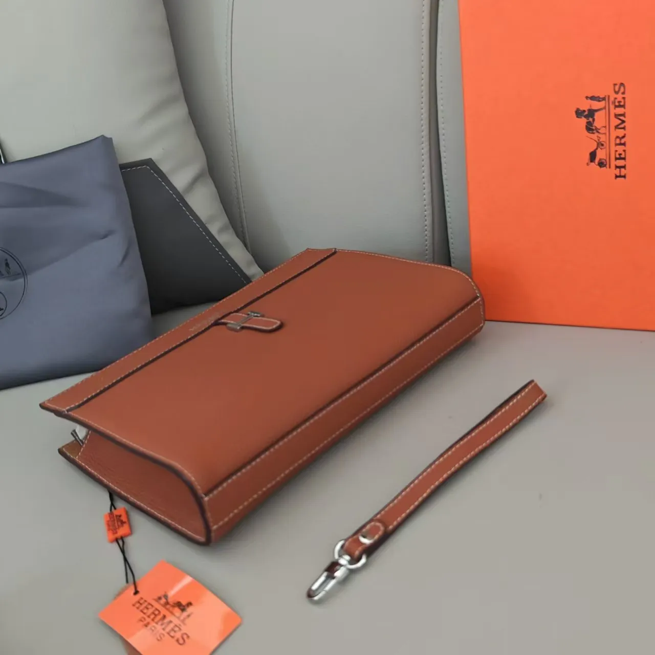 All categories Hermès wallet (Hermès) Hermès H5010-4_CM_1