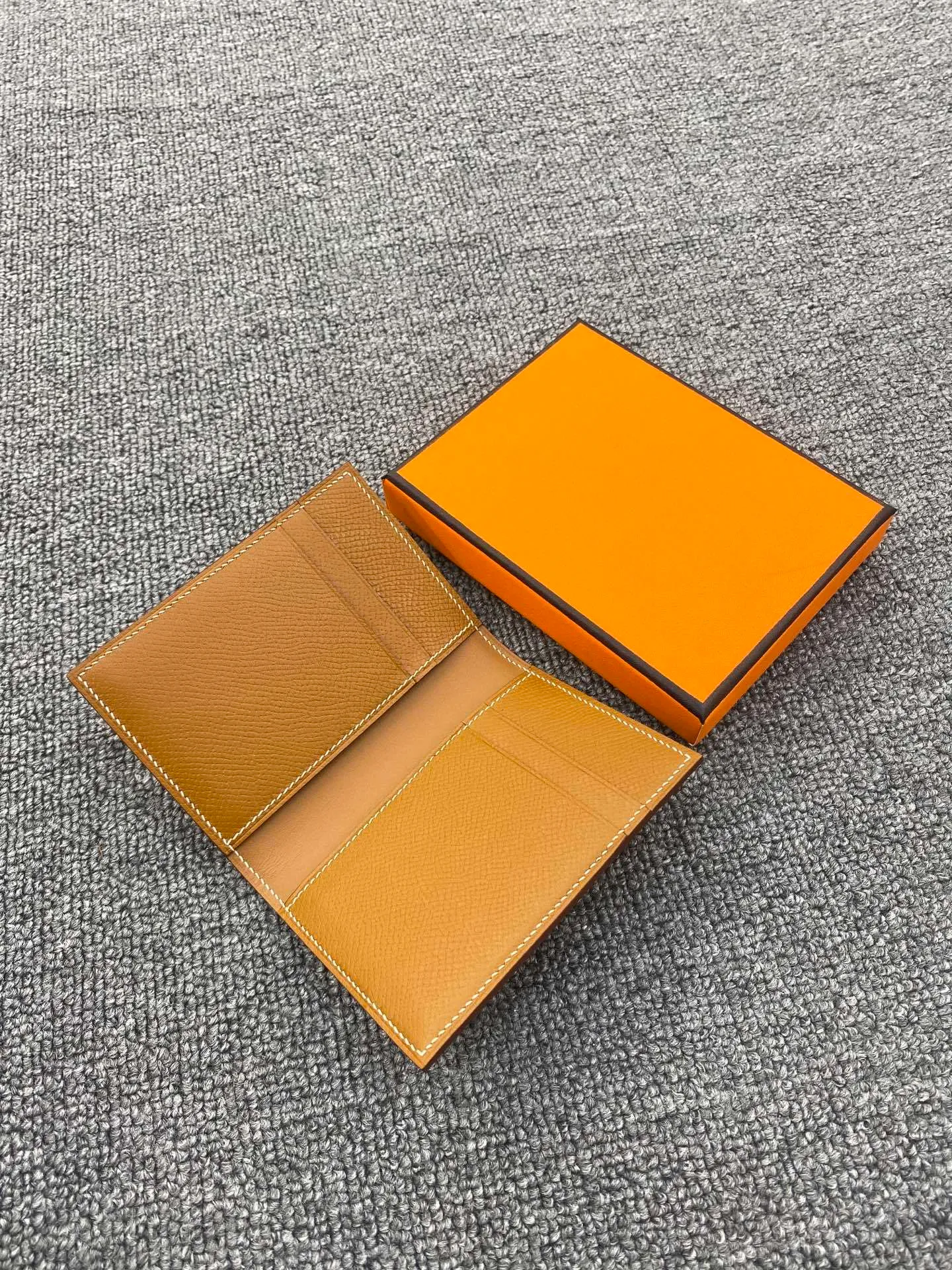 All categories Hermès wallet (Hermès) Hermès 1010