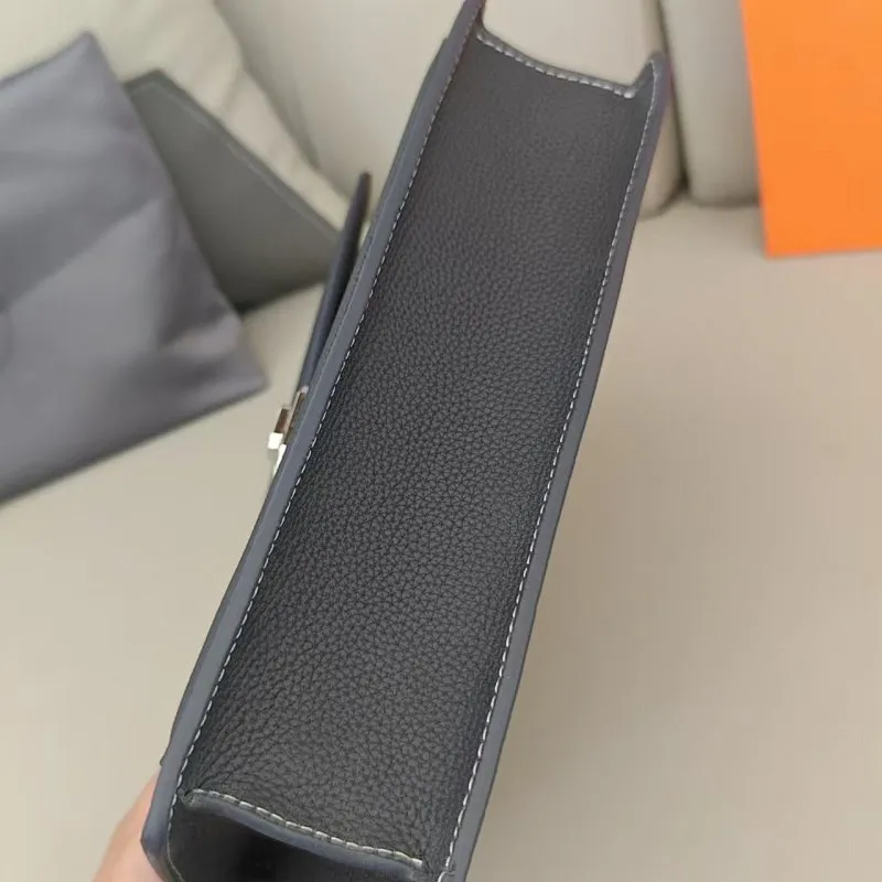 All categories Hermès wallet (Hermès) Hermès H5030-4