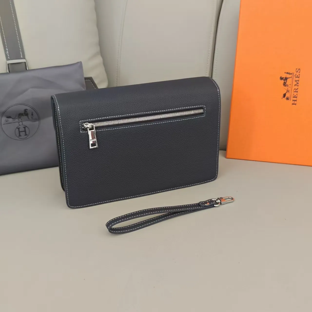 All categories Hermès wallet (Hermès) Hermès H5030-4