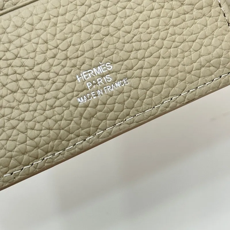 All categories Hermès wallet (Hermès) Hermès 2372