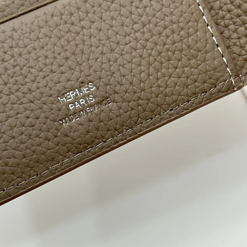 All categories Hermès wallet (Hermès) Hermès 2372
