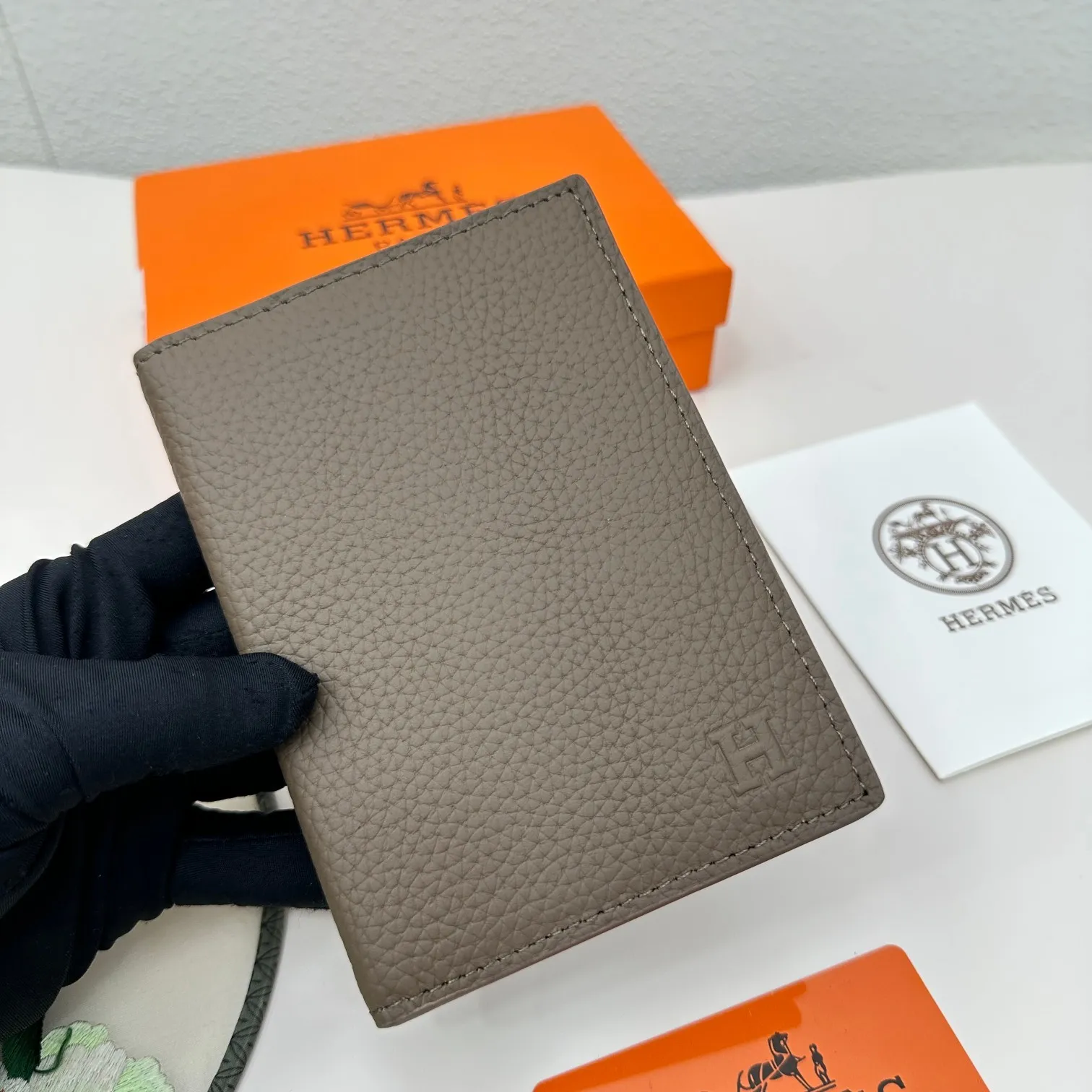 All categories Hermès wallet (Hermès) Hermès 2372