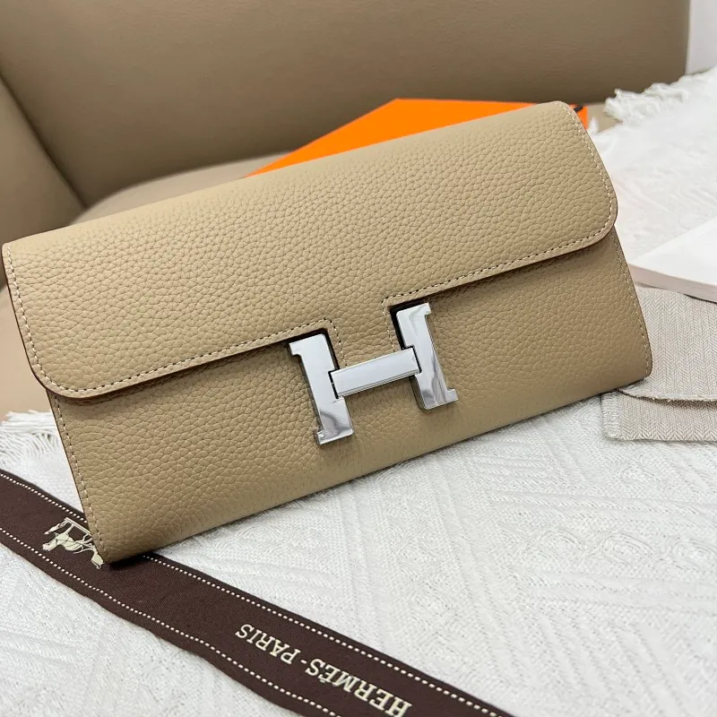 All categories Hermès wallet (Hermès) Hermès 539 pebbled silver buckle