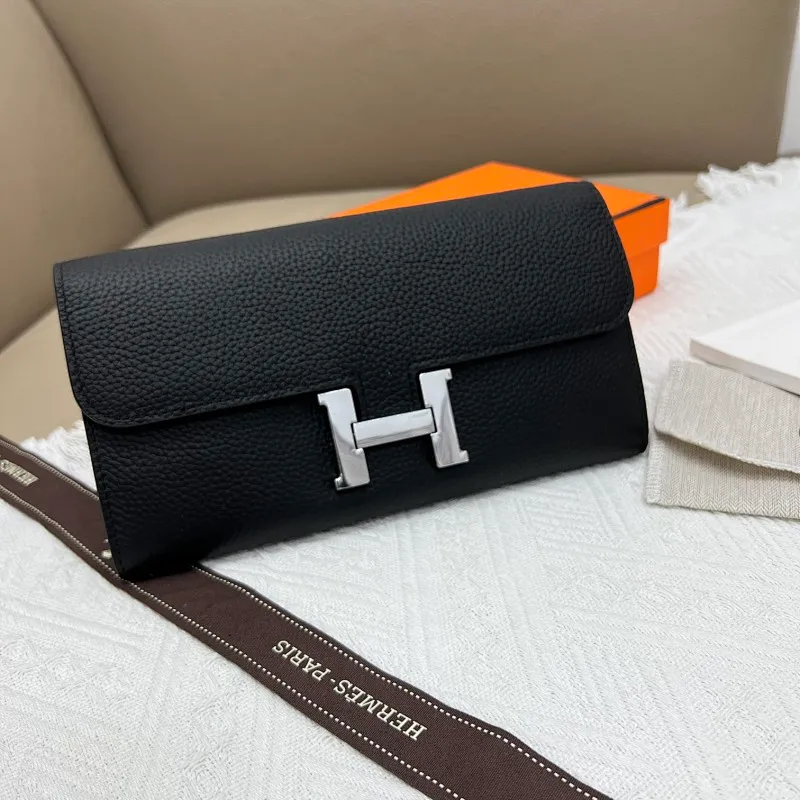 All categories Hermès wallet (Hermès) Hermès 539 pebbled silver buckle