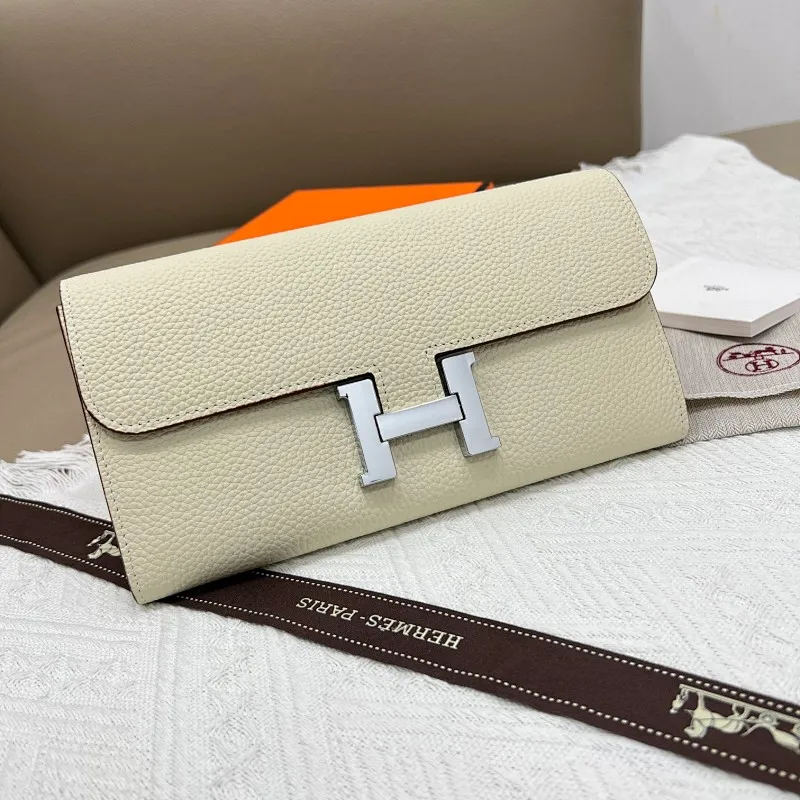 All categories Hermès wallet (Hermès) Hermès 539 pebbled silver buckle
