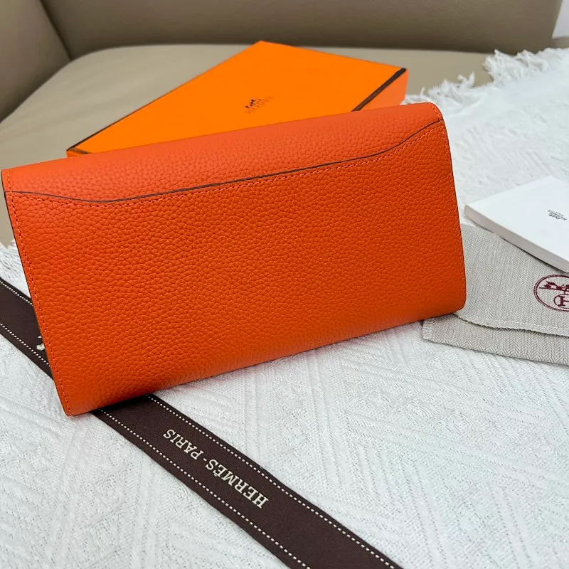 All categories Hermès wallet (Hermès) Hermès 539 pebbled silver buckle