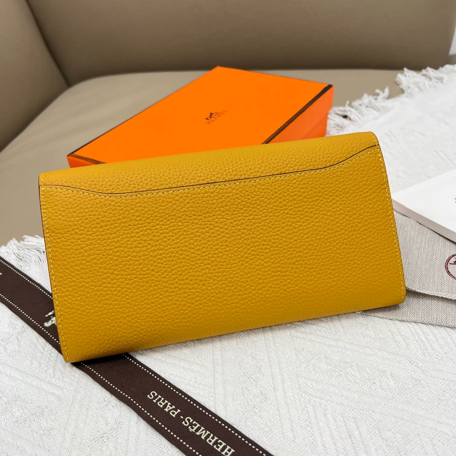 All categories Hermès wallet (Hermès) Hermès 539 pebbled silver buckle
