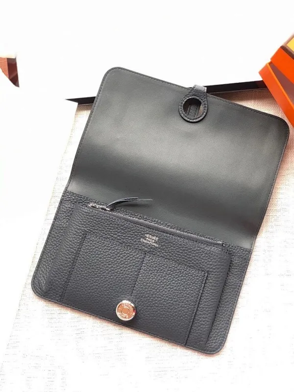 All categories Hermès wallet (Hermès) Hermès 2012