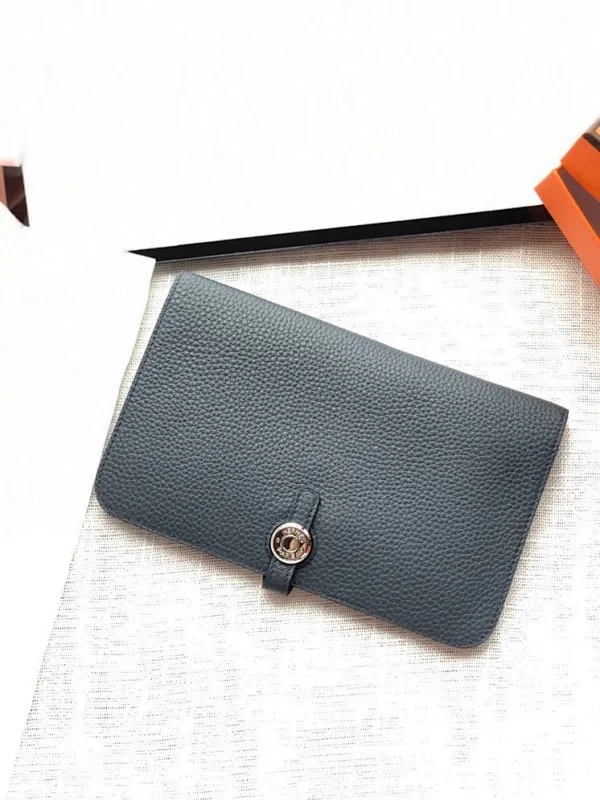 All categories Hermès wallet (Hermès) Hermès 2012