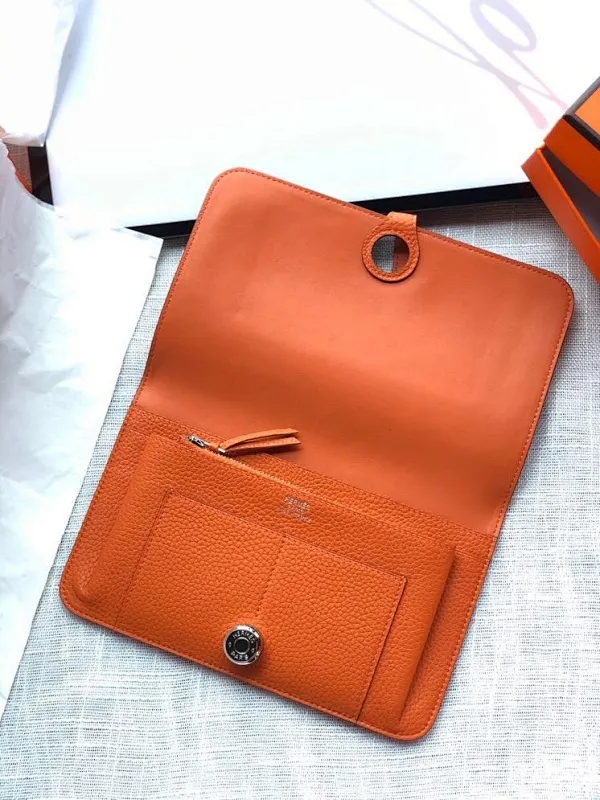 All categories Hermès wallet (Hermès) Hermès 2012