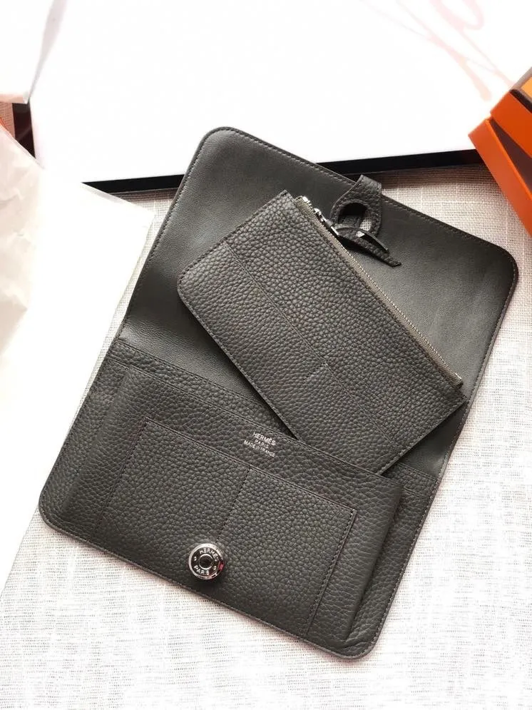 All categories Hermès wallet (Hermès) Hermès 2012