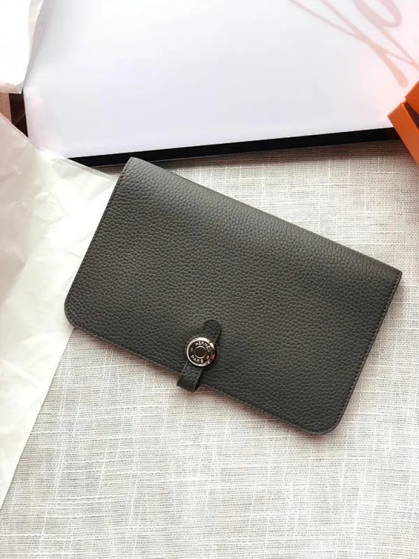 All categories Hermès wallet (Hermès) Hermès 2012