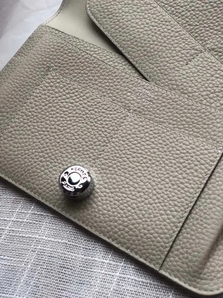 All categories Hermès wallet (Hermès) Hermès 2012
