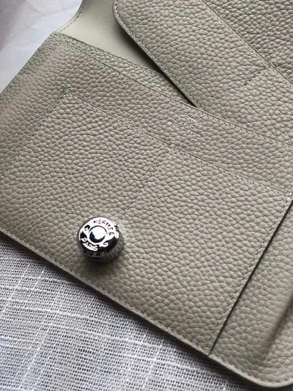 All categories Hermès wallet (Hermès) Hermès 2012