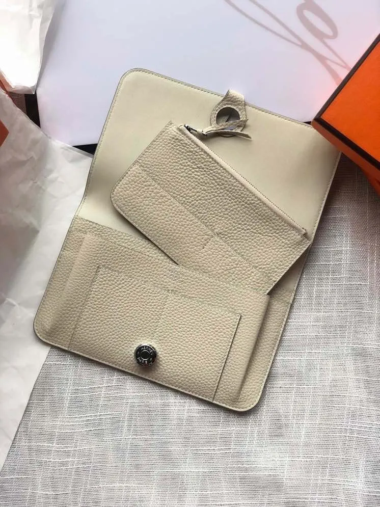 All categories Hermès wallet (Hermès) Hermès 2012