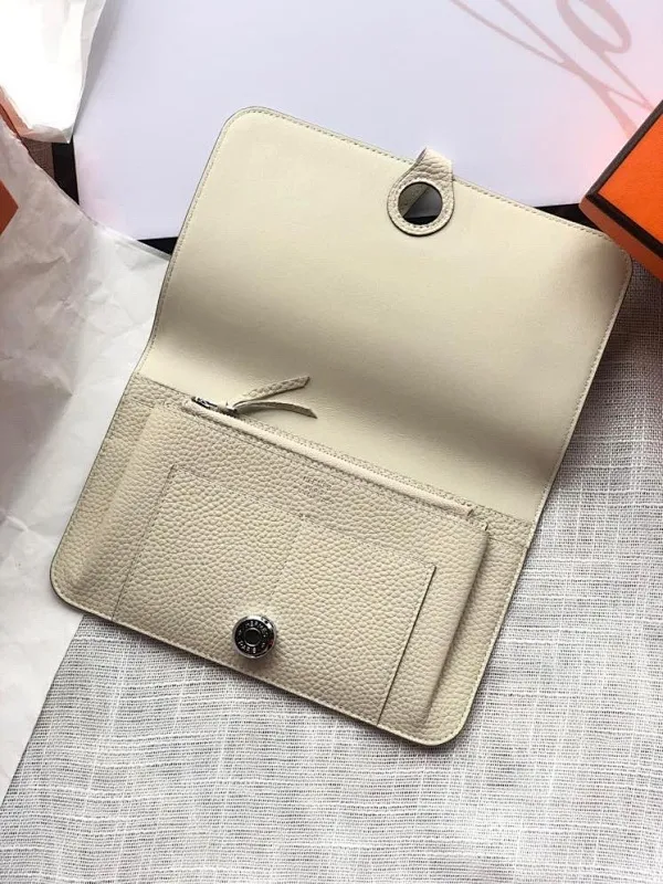 All categories Hermès wallet (Hermès) Hermès 2012