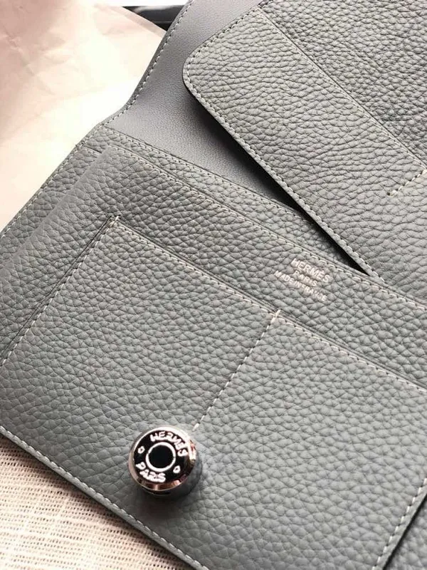 All categories Hermès wallet (Hermès) Hermès 2012