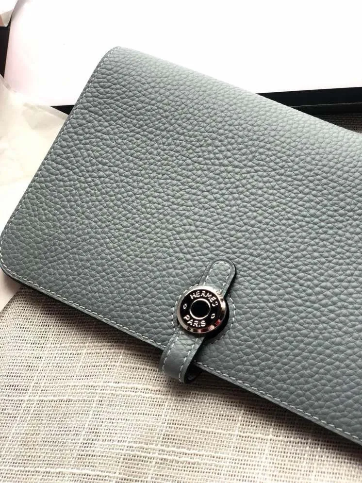 All categories Hermès wallet (Hermès) Hermès 2012