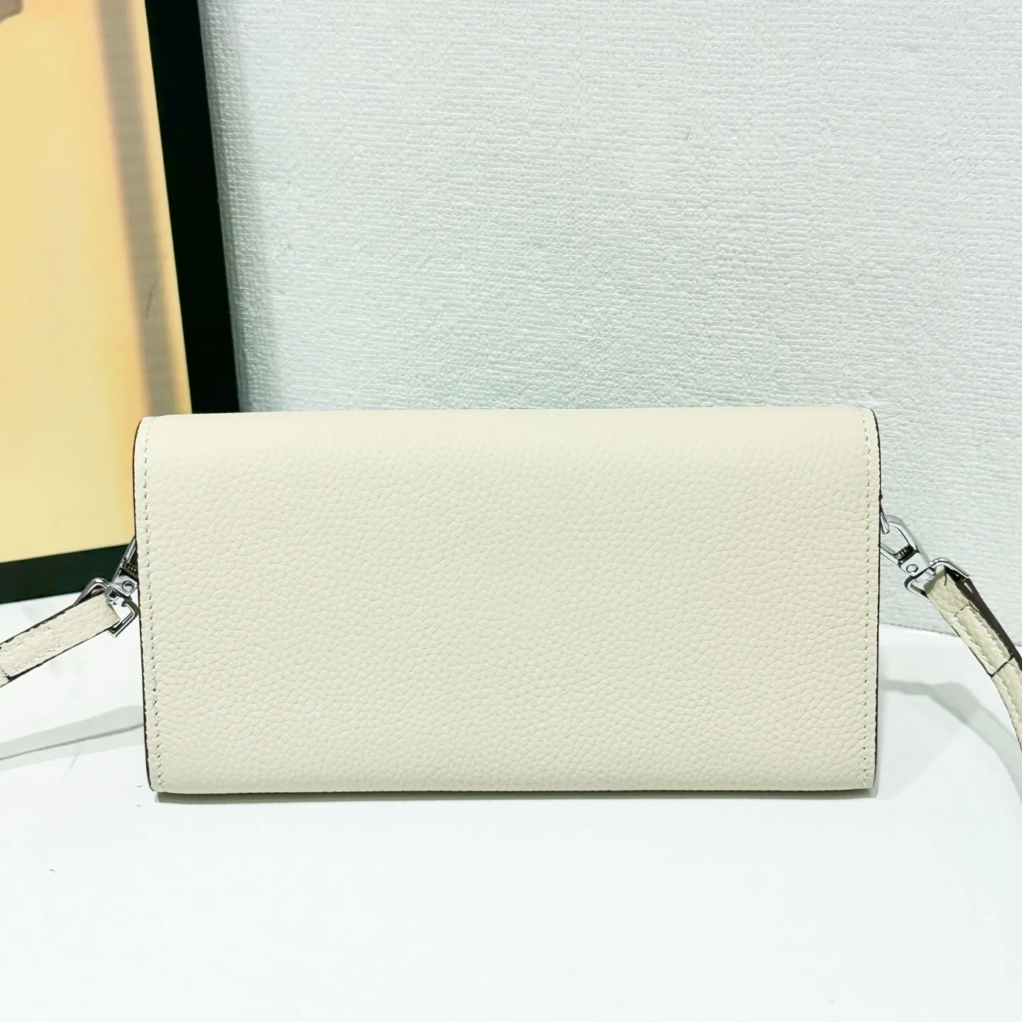 All categories Hermès wallet (Hermès) Hermès 615-2