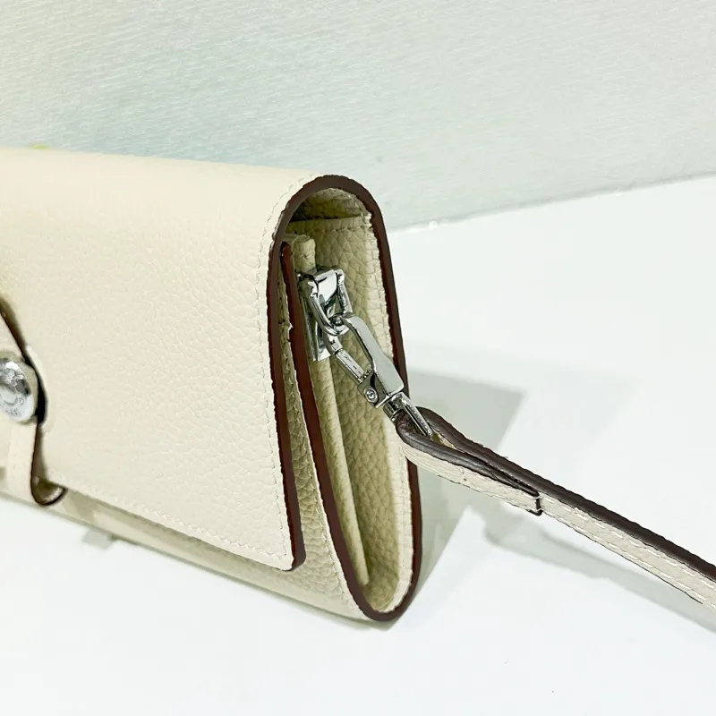 All categories Hermès wallet (Hermès) Hermès 615-2