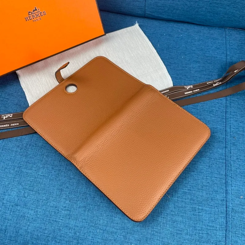 All categories Hermès wallet (Hermès) Hermès 533_CM_2