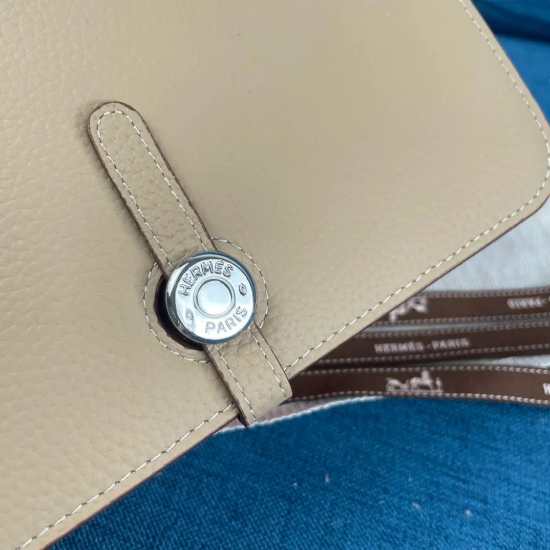 All categories Hermès wallet (Hermès) Hermès 533_CM_2