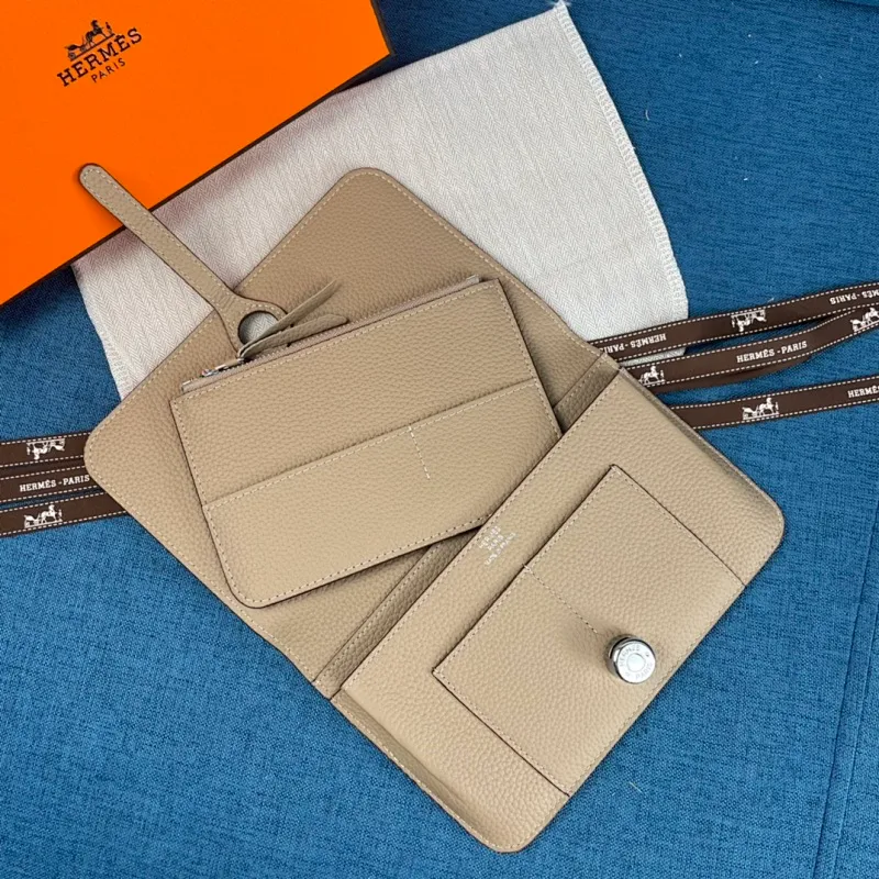 All categories Hermès wallet (Hermès) Hermès 533_CM_2