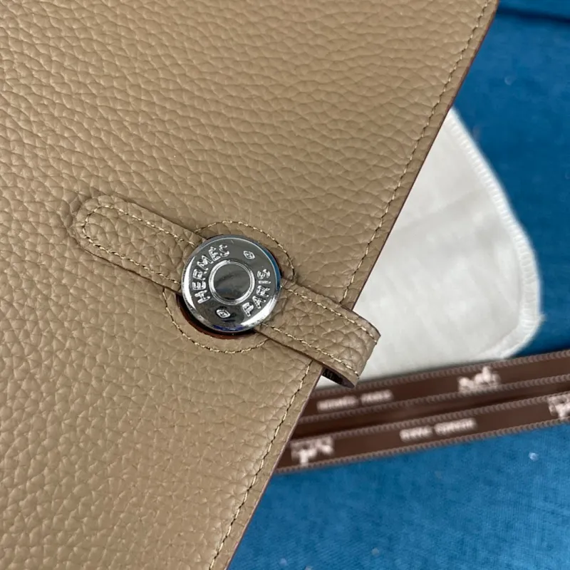 All categories Hermès wallet (Hermès) Hermès 533_CM_2
