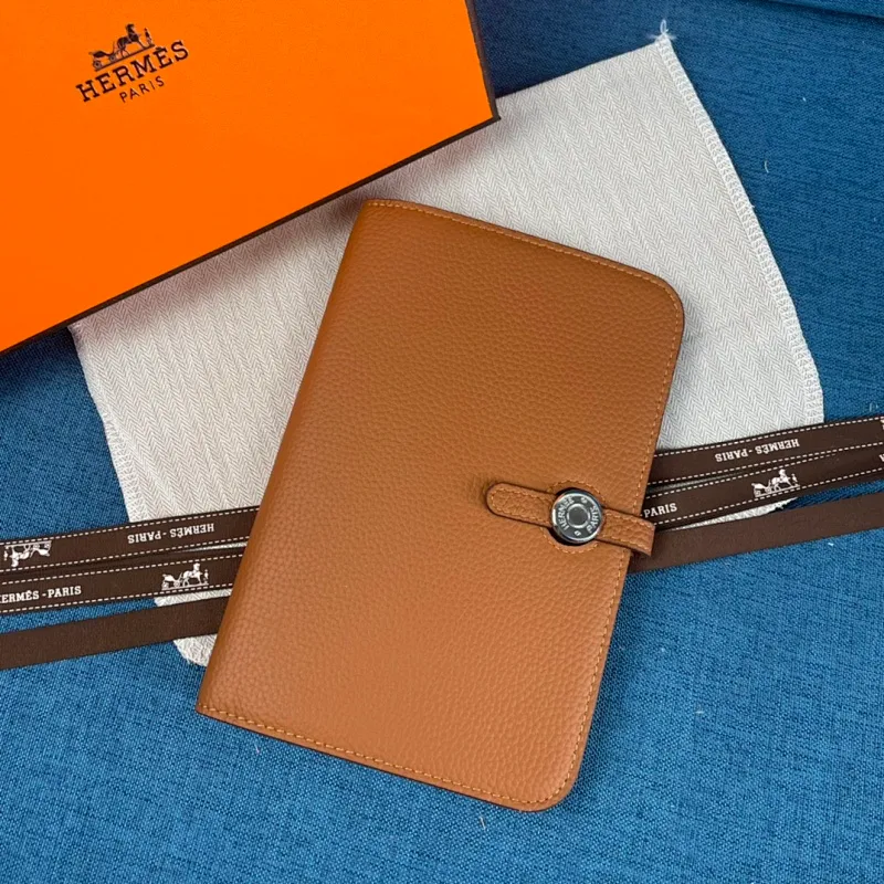 All categories Hermès wallet (Hermès) Hermès 533_CM_2