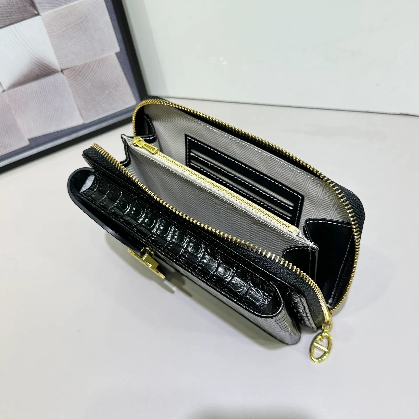 All categories Hermès wallet (Hermès) Hermès 501-1