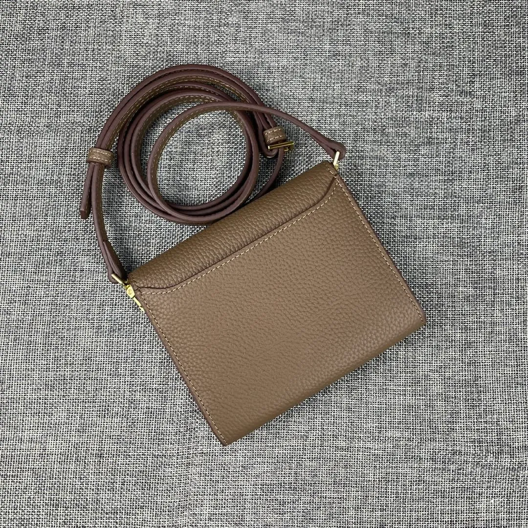 All Categories Hermès Wallet (Hermès) Hermès 537-2 Gold Buckle
